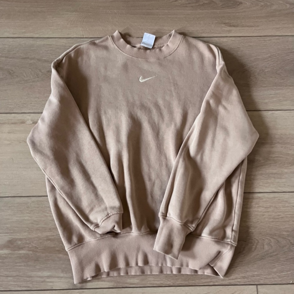 Nike Men's Beige Crewneck Sweater